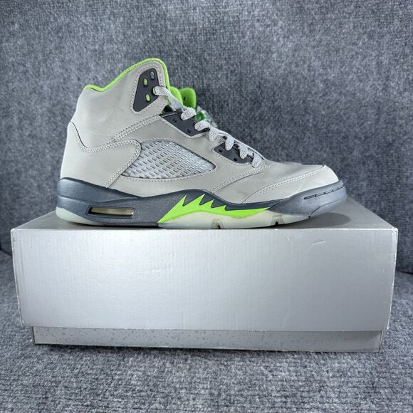 Jordan 5 Retro Green Bean Mens Size 10 Gray Silver Athletic Sneakers 2022 - Picture 1 of 16